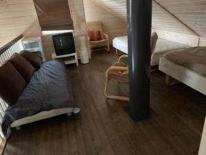 VILLA RIIHITONTTU MUURAME RIIHIVUORI