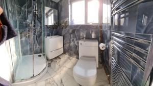 Bristol 2-Bed Bungalow Sleeps 4 Parking