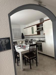 Sun&Sea Mediterranean Villa with Private Pool, BBQ&Terrace