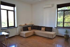 26 May Square, Building of Academicians