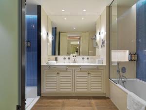 Junior Suite Mare (2 Adults) room in H10 Imperial Tarraco 4* Sup