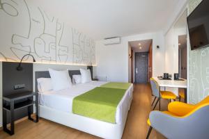 Premium Double or Twin Room room in Benidorm Plaza