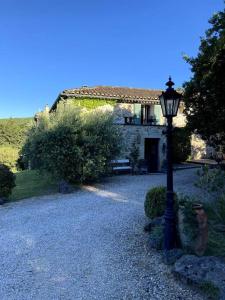 Villas Beautiful und spacious country house with pool : photos des chambres