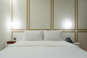 Busan H-AVENUE Hotel Seomyeon Station