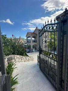 Vista Apartments - 3hvězdičkové hotely ve městě Trebinje