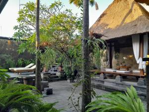 Tropical Retreat Villa