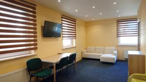 Riga City Center Quiet Apartment with Free Private Parking