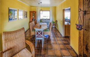 Cozy Apartment In Grenderich With Wifi