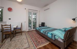 Beautiful Apartment In Fazana With Wifi