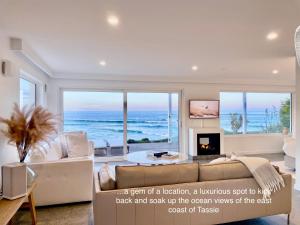 Saltwater - Absolute Oceanfront, Fire Pits, some Villas with Hot Tubs and Sauna