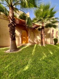 Villa privée avec piscine pour familles à Marrakech, Lalla Takerkousst