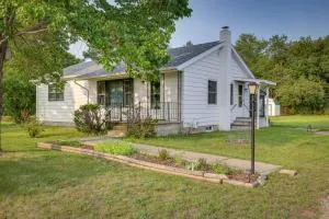 Quaint Horseheads Home about 9 Mi to Elmira College - Elmira