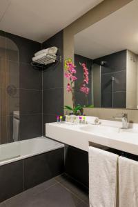 Quadruple Room with 2 Double Beds room in Flash Hotel Benidorm - Adults Only