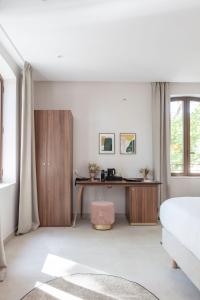 Hotels La Bastide Bourrelly - Mathias Dandine : Chambre Lit King-Size Supérieure