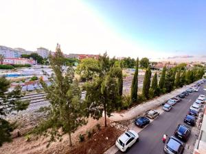 New-Romantic studio near the beach!