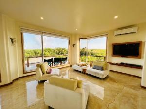 Blue Heron Galápagos Villa