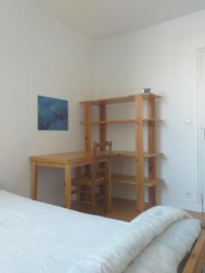 Sejours chez l'habitant Petite chambre calme et lumineuse : Chambre Simple