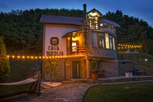 Casa Nikolia