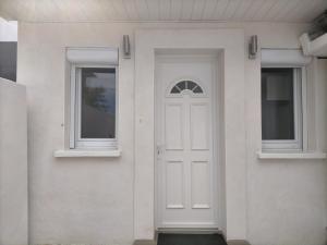 Beau studio indépendant à15mn de la plage, proche de toute commodité