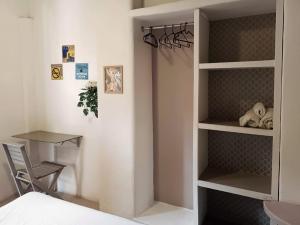 Riad Lola