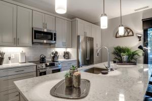 145 Biltmore Ave 541B0C