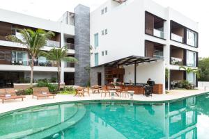 Solmare Apartments & Suites