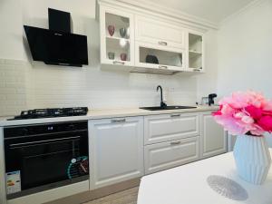 Q Holiday - Palas Center