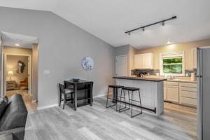 South Asheville Townhome 16 B