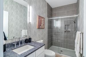 Outstanding Luxury Downtown Condo