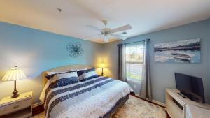 Golf Course Oasis Inviting 3BRVilla Pawleys Island