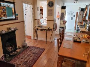 Weavers House B and B