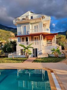 Home in Ovaçik Olüdeniz