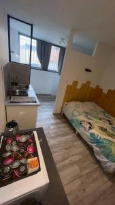 Appartements Logement 2 personnes. : photos des chambres