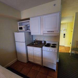 Oceanfront Efficiency T607