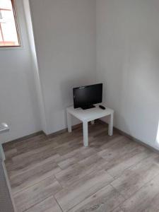 Appartements Logement 3 personnes. : photos des chambres