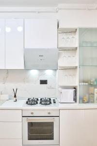 TGM Sunrise View - Infinity Pool & Spa Resort