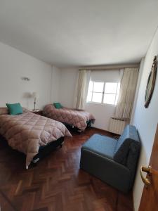 HERMOSO DEPARTAMENTO CENTRICO Con Cochera