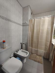 HERMOSO DEPARTAMENTO CENTRICO Con Cochera