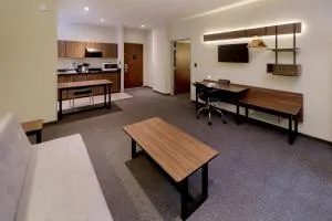 City Express Suites by Marriott Ciudad de México Santa Fe - Allende