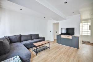 Lovely apartment for 6, Subway at 160m !