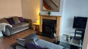 Cosy 2 bed house - Drumderg
