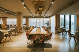 Howard Johnson Plaza La Ribera