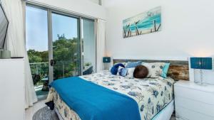 Town Centre & Beach At Your Door Step