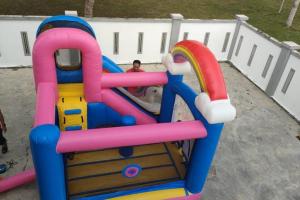 Desaru Spacious 6 Rooms Bungalow 22paxes KTV-Billard-BBQ-Netflix