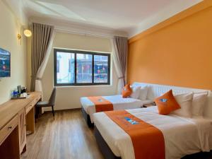 Phòng Hướng Thành Phố Hai Giường Đơn Cho Gia Đình (Family Twin City View)