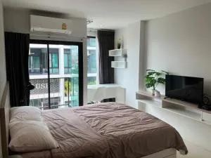 2 mins walk to BTS Bang Chak - 帕卡农区