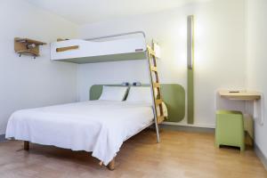 Hotels ibis Budget Courbevoie Paris La Defense : photos des chambres