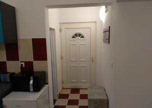 Main Station Budget Apartment Zagreb