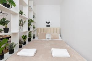 Nature & Bright Apartment Gdynia Centre by Renters