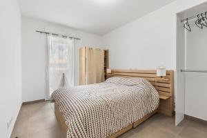 Appartements Le Corinthe - Appt climatise pour 4 : photos des chambres